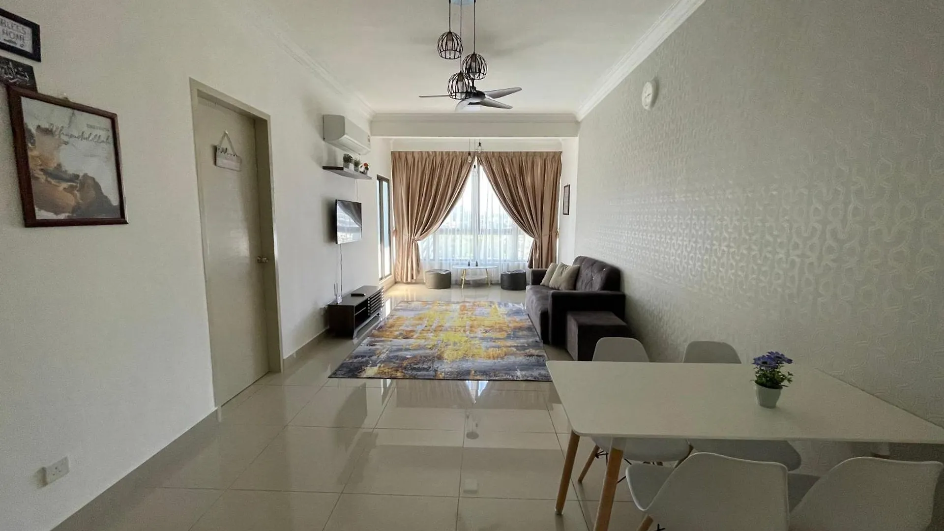 Homestay Shah Rizki@Bali Resident Melaka-Muslim Friedly Aparthotel Malacca